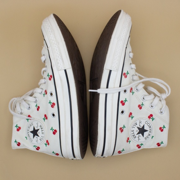 Converse All Star Embroidered Cherry Hightops Shoes Women's Size 7.5 - Picture 6 of 8